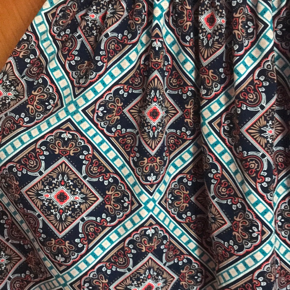 Dress - Picture 3 of 3